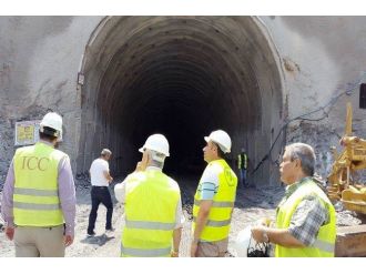 Küçük Aksu Barajı’nın Derivasyon Tünel Kazısı Tamamlandı