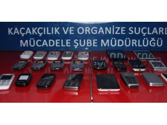 Elazığ’da 34 Adet Kaçak Cep Telefonu Ele Geçirildi