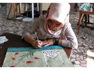 Bosna Hersek Dostluk Festivali’nde Türk Eserlerine Büyük İlgi