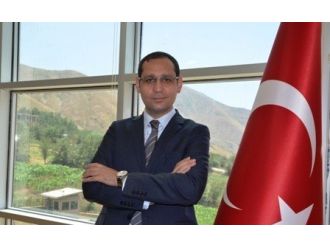 Bahçesaray Kaymakamı Serhat Karabektaş Görevine Başladı