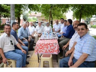 Ak Parti Heyeti Boş Durmuyor