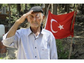 Banka Hesabından 62 Tl Çıkan Şehidin Dedesi, Yapılan Yardımları Yetim Çocukların Eğitimi İçin Harcayacak