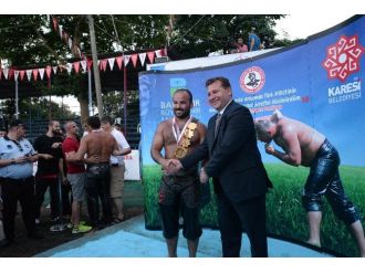 Kurtdere İle Birbirimize Kenetlendik