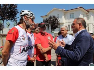 Depreme Dikkat Çekmek İçin Van’dan Yalova’ya Pedal Çevirdiler
