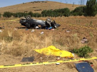 Tekeri Kopan Otomobil Takla Attı: 1 Ölü, 3 Yaralı