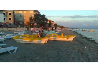 Kumburgaz’da Kaybolan 5 Genç Gözyaşlarıyla Anıldı