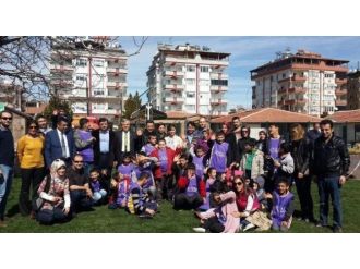 Otistik Çocuklara ’Atlı Terapi’