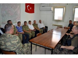 Vali Canbolat, Şemdinli İlçesine Ziyarette Bulundu