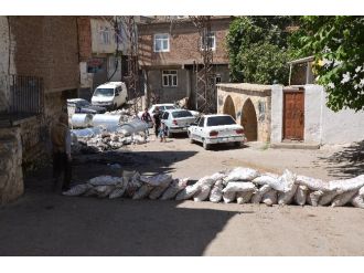 Silvan’da Sokağa Çıkma Yasağı