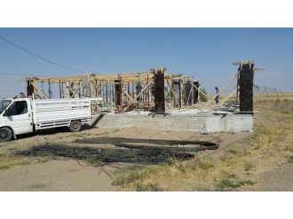 Belde Camisi Hayırseverlerden Yardım Bekliyor