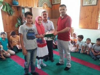 Yaz Kur’an Kurslarında Hadis Ezberleme Yarışması