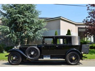 Asırlık Otomobiller 1,5 Milyon Liraya Alıcı Bekliyor