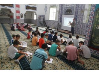 Büyükşehirden Çocuklara Sokak Hayvanları Eğitimi