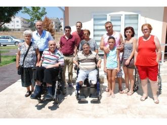 Didim’de İki Engelliye Akülü Araç Teslim Edildi