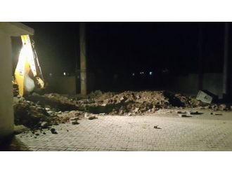 Pkk’lılar Polise Saldırdı: 1 Yaralı