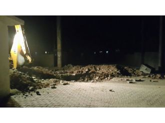 Pkk’lılar Polise Saldırdı: 1 Yaralı