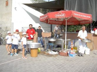 Gönen’de, Gölcük Şehitleri İçin Hayır Yapıldı