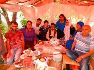 90 Yıllık Canlı Tarih Yaş Gününü Ata Yurdunda Kutladı