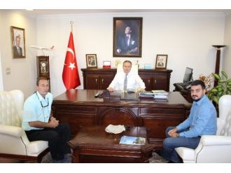 Vali Fidan, Akçakoca’nın İlk Çıkan Dergisini Tebrik Etti