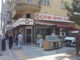 Çocuğun Yaptığı Hırsızlık An Be An Güvenlik Kamerasında