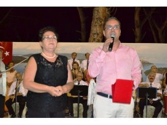 Aysam’dan Lösemili Gence Konserli Destek