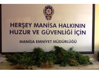 Manisa Emniyetinden Sokak Satıcılarına Operasyon