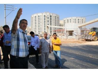 400 Yataklı Hastanenin Yolu Asfaltlanıyor