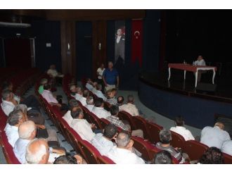 Tire Kaymakamı Demirezer Muhtarlarla Buluştu