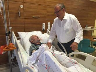 Başkan Kutlu Yatan Hastaları Ziyaret Etti