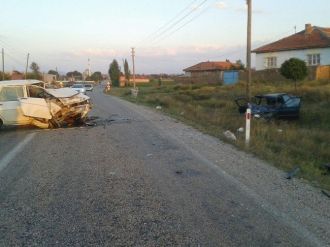 Afyonkarahisar’da Trafik Kazası: 4 Yaralı