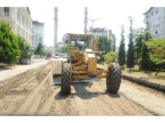 Altınordu’da Yollar Yenileniyor