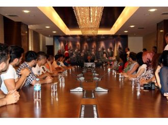 Gurbetçi Öğrenci: “Almanya’da Ezan Sesine Hasretiz”