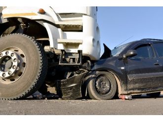 Gümüşhane’de Trafik Kazası: 1 Ölü, 4 Yaralı