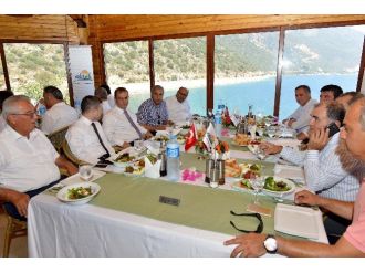 Vali Türker Aktob Toplantısı’na Katıldı