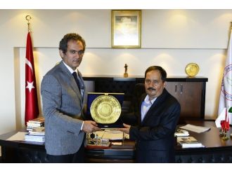 Müftü Yardımcısı Taranoğlu’ndan, Rektör Özer’e Veda Ziyareti