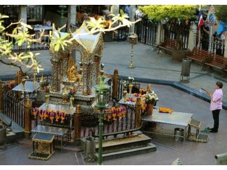 Tayland’da Saldırının Geçekleştirildiği Tapınak Yeniden Açıldı