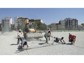 Develi Stadı’ndaki Çalışmalar Sürüyor