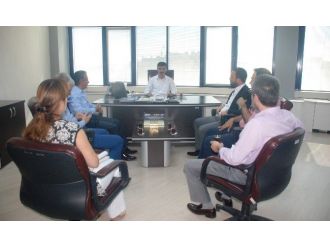 İzmit Belediyesi Müteahhitlere Kentsel Dönüşüm Bilgisi Verdi