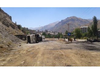 Şemdinli Yolundaki Tuzaklar Temizleniyor