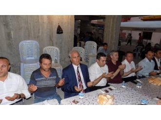 Ak Parti Kırıkkale İl Başkanlığı Şehit Asker İçin Mevlid Okuttu