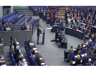 Yunanistan’ın Üçüncü Kurtarma Paketini Onayladılar