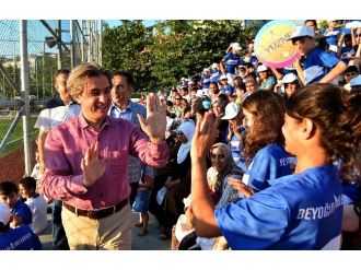 Beyoğlu’nda Çocukların Yüzü Yaz Spor Okullarıyla Güldü