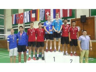 Avrupa Badmintonuna Yıldırım Damgası