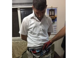 İç Çamaşırında 650 Gram Toz Esrar Çıktı