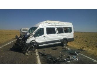 Viranşehir’de Kaza: 20 Yaralı