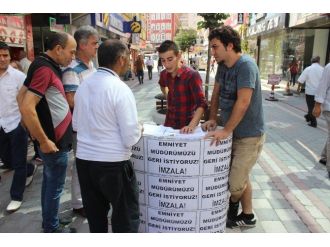 Emniyet Müdürü’nün Gitmemesi İçin İmza Topluyorlar