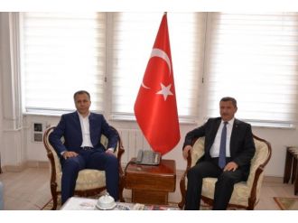Vali Ali Yerlikaya, Kütahya Valisi Şerif Yılmaz’ı Ziyaret Etti