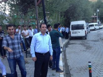 Şüpheli Paketten Süt Ve Peynir Çıktı