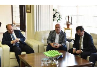 Bakan Güllüce, Başkan Sekmen’i Ziyaret Etti