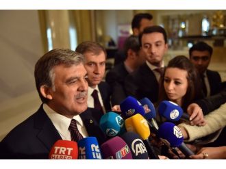 Gül: Türkiye Zor Günlerin Üstesinden Gelecektir